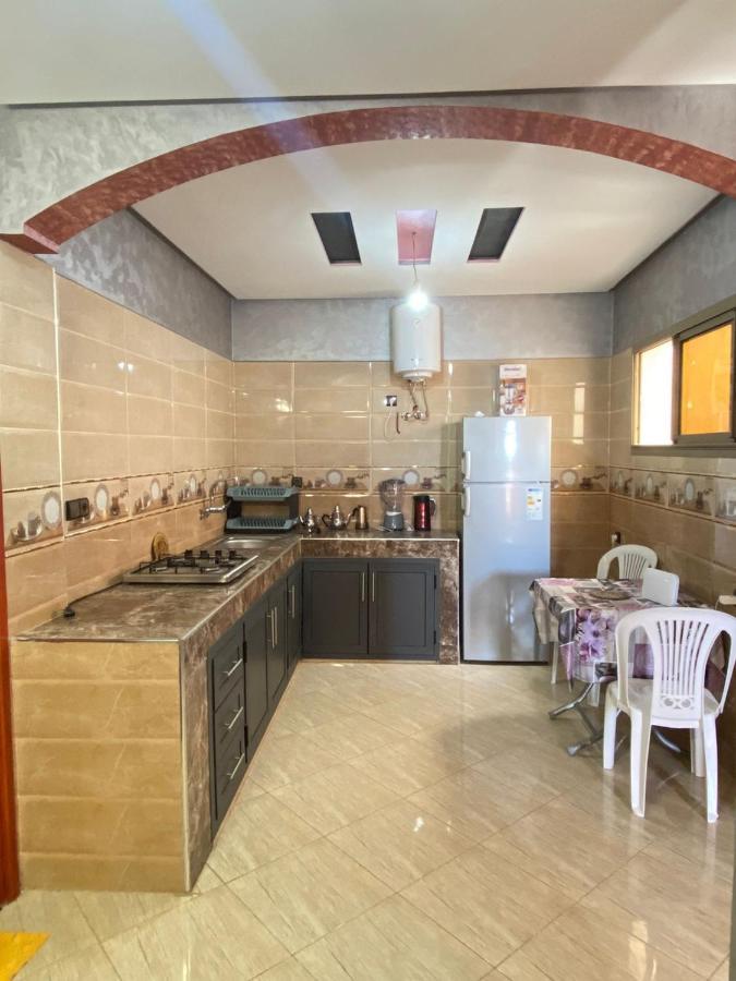 Апартаменты Sun House 1 Эмуан Экстерьер фото